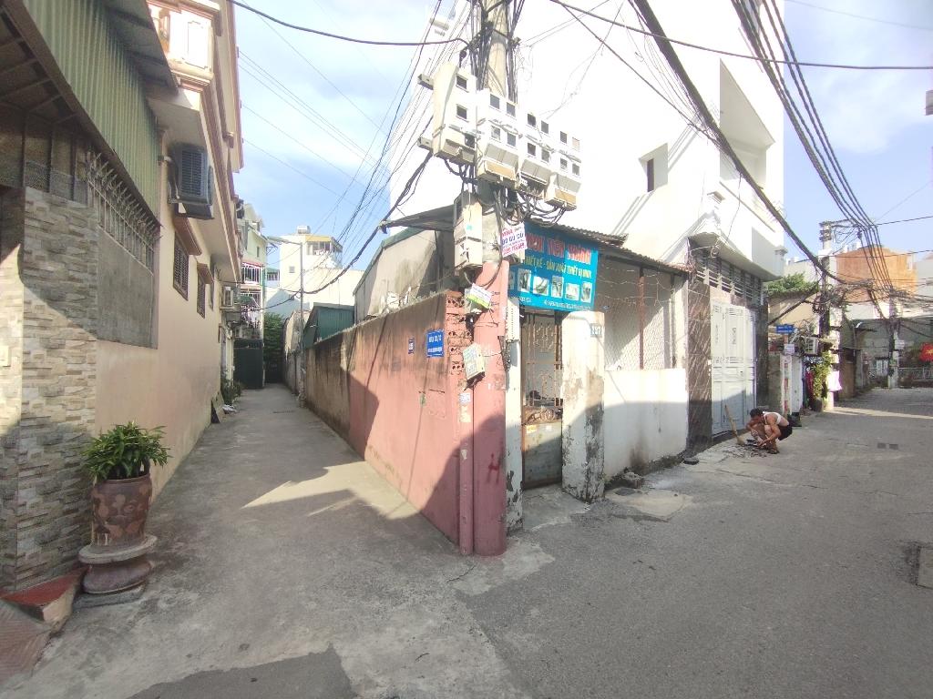 Bán nhà Trương Định - diện tích 100m2 1 tầng - Lô góc, ô tô tránh - giá 20 tỷ