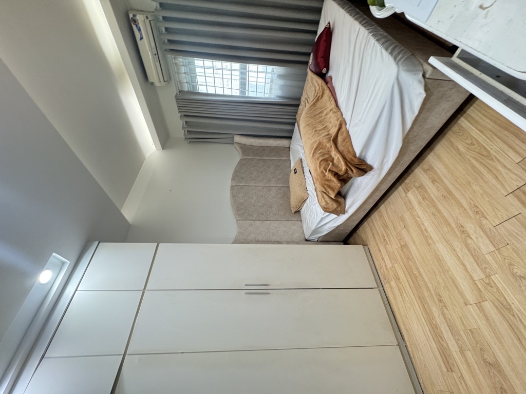 Bán nhà Nguyễn Xiển - diện tích 65.1m2 42 tầng - Cực hiếm - giá 4,7 tỷ