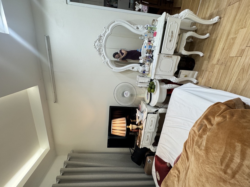 Bán nhà Nguyễn Xiển - diện tích 65.1m2 42 tầng - Cực hiếm - giá 4,7 tỷ