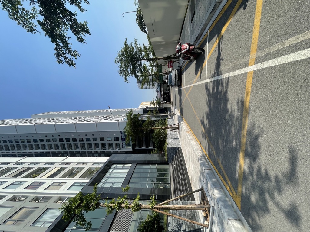 Bán nhà Ngọc Hồi - diện tích 70m2 1 tầng - ô tô chạy vòng quanh - giá 6,4 tỷ