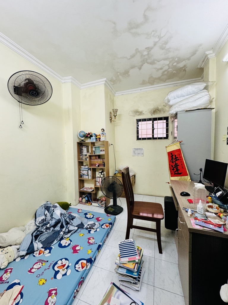 Bán nhà Thịnh Hào 1 - diện tích 25m2 4 tầng - Ô tô nhỏ đỗ cửa - giá 9 tỷ