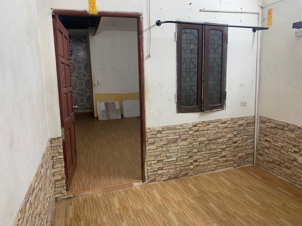 Bán nhà Trường Chinh - diện tích 42m2 1 tầng - Ô tô đỗ cửa - giá 3,9 tỷ