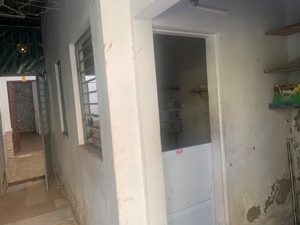 Bán nhà Trường Chinh - diện tích 42m2 1 tầng - Ô tô đỗ cửa - giá 3,9 tỷ