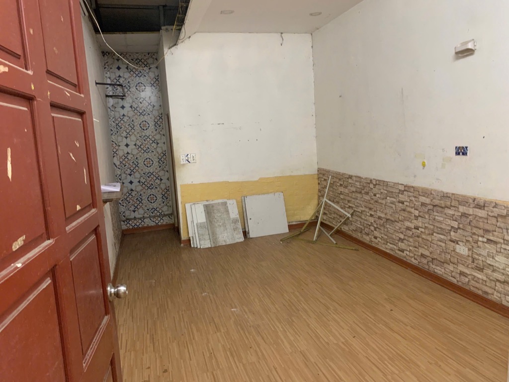 Bán nhà Trường Chinh - diện tích 42m2 1 tầng - Ô tô đỗ cửa - giá 3,9 tỷ