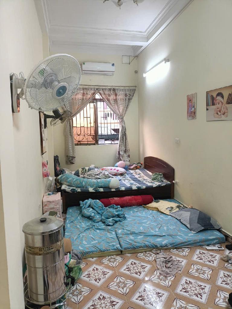 Bán nhà Chợ Khâm Thiên - diện tích 26m2 4 tầng - Ngõ thông, thoáng - giá 6,6 tỷ