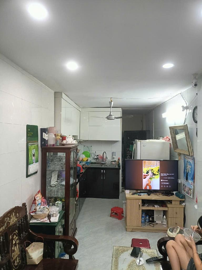 Bán nhà Chợ Khâm Thiên - diện tích 26m2 4 tầng - Ngõ thông, thoáng - giá 6,6 tỷ