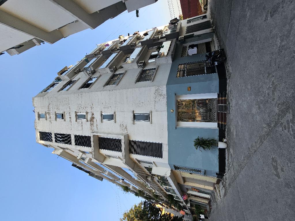 Bán nhà Vĩnh Tuy - diện tích 55.8m2 6 tầng - Lô góc 2 mặt ngõ ô tô - giá 19,5 tỷ