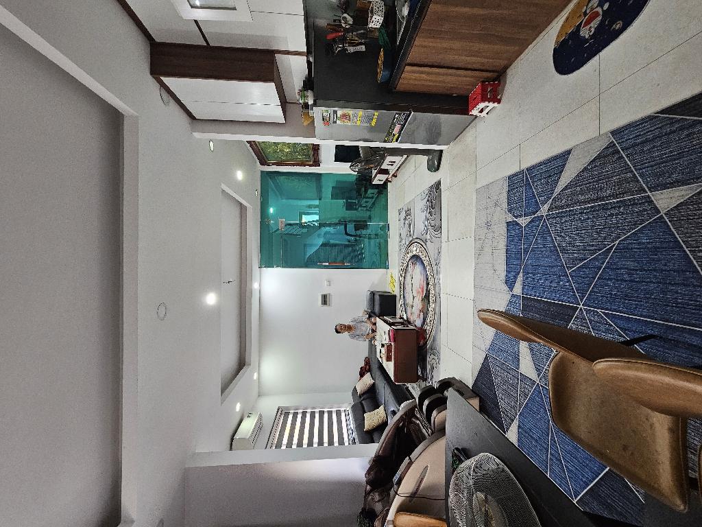 Bán nhà Vĩnh Tuy - diện tích 55.8m2 6 tầng - Lô góc 2 mặt ngõ ô tô - giá 19,5 tỷ