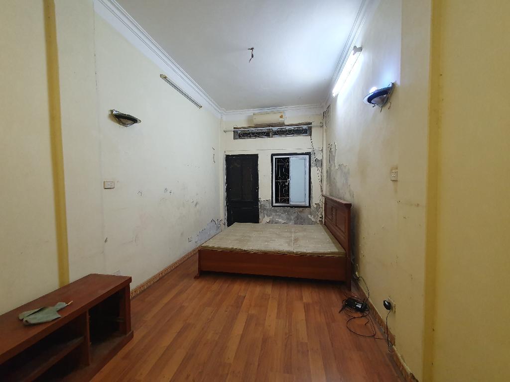 Bán nhà Ngõ Trần Cao Vân - diện tích 37m2 5 tầng - Nhà đẹp hiếm có - giá 20,5 tỷ