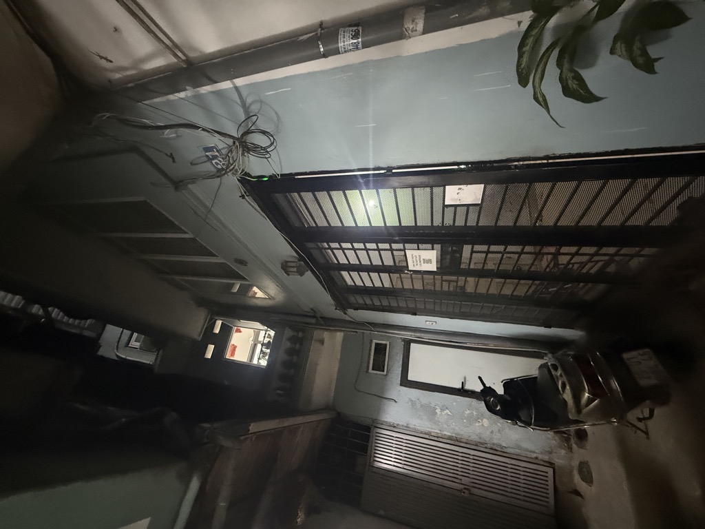 Bán nhà ngõ Hậu Khuông - diện tích 36,2m2 4 tầng - gần phố, tiện ích bạt ngàn - giá 7,5 tỷ