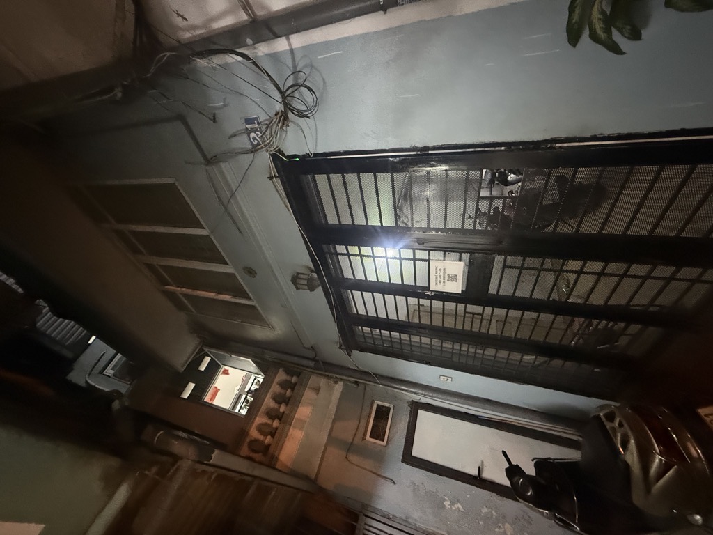 Bán nhà ngõ Hậu Khuông - diện tích 36,2m2 4 tầng - gần phố, tiện ích bạt ngàn - giá 7,5 tỷ