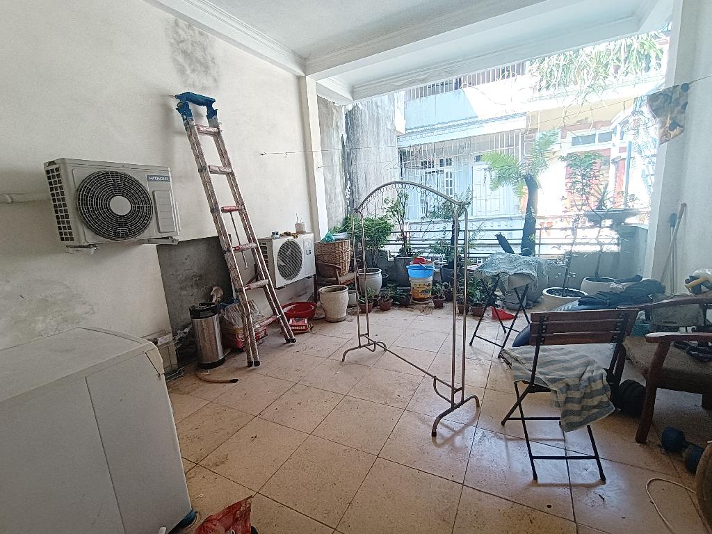 Bán nhà Khương Hạ - diện tích 63m2 3 tầng - gần ô tô - giá 10,5 tỷ