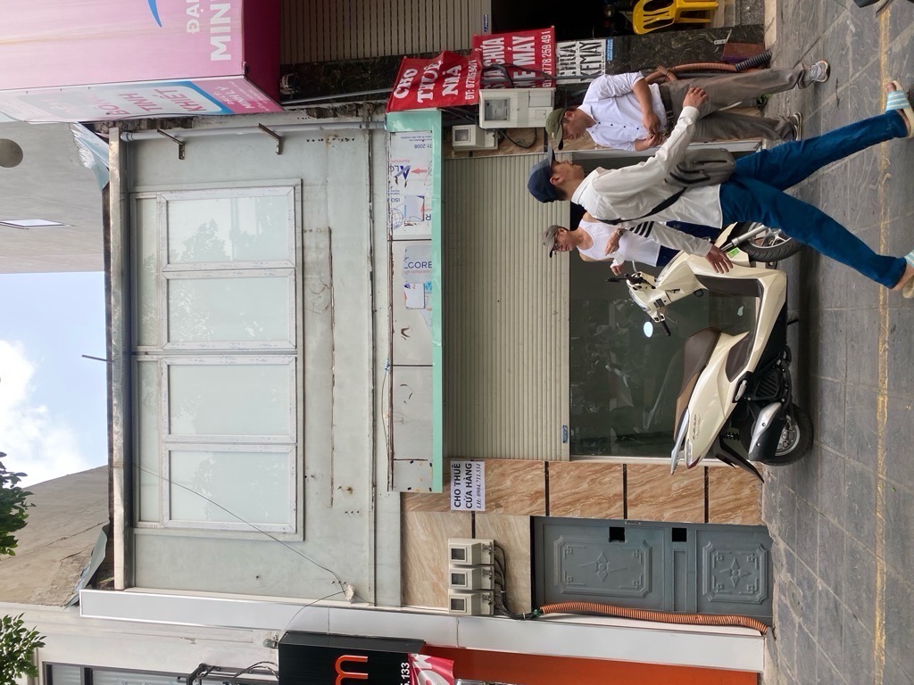 Bán nhà Đại La - diện tích 26m2 2 tầng - Nhà mặt phố kinh doanh đa ngành nghề - giá 11,3 tỷ