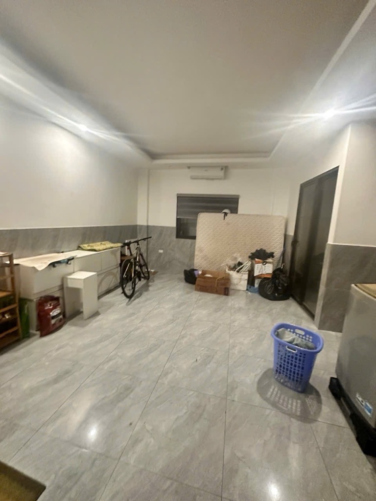 Bán nhà Phạm Ngọc Thạch - diện tích 80,6m2 6 tầng - thang máy - giá 20,7 tỷ