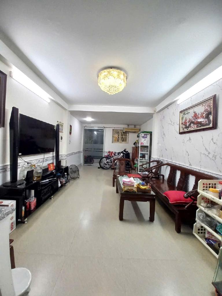 Bán nhà Giáp Bát - diện tích 35.5m2 3 tầng - gần chợ, trường tiện ích bạt ngàn - giá 2,9 tỷ