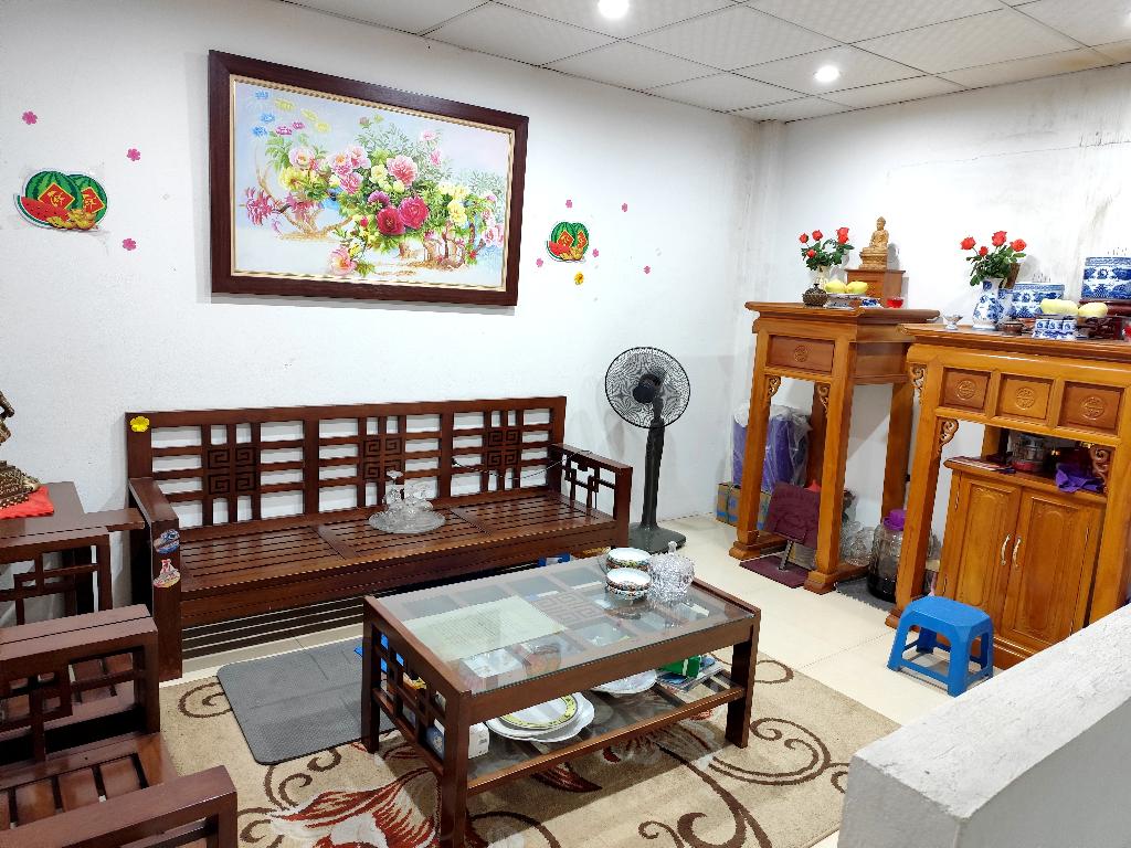 Bán nhà Hoàng Cầu - diện tích 52m2 4 tầng - Mặt phố kinh doanh đỉnh - giá 13 tỷ