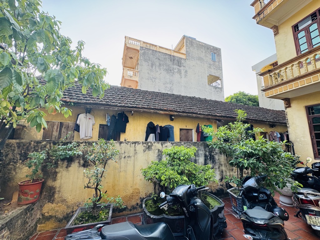 Bán nhà Yên Duyên - diện tích 55m2 1 tầng - ô tô đỗ cửa - giá 5,8 tỷ