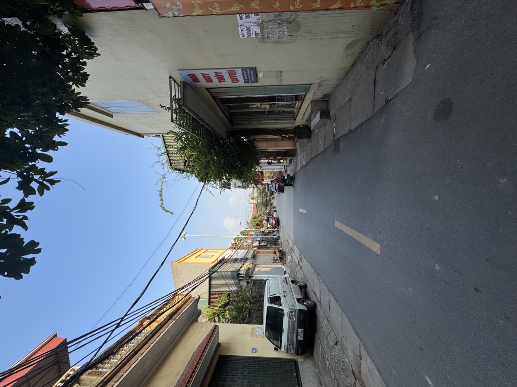 Bán nhà Yên Duyên - diện tích 55m2 1 tầng - ô tô đỗ cửa - giá 5,8 tỷ