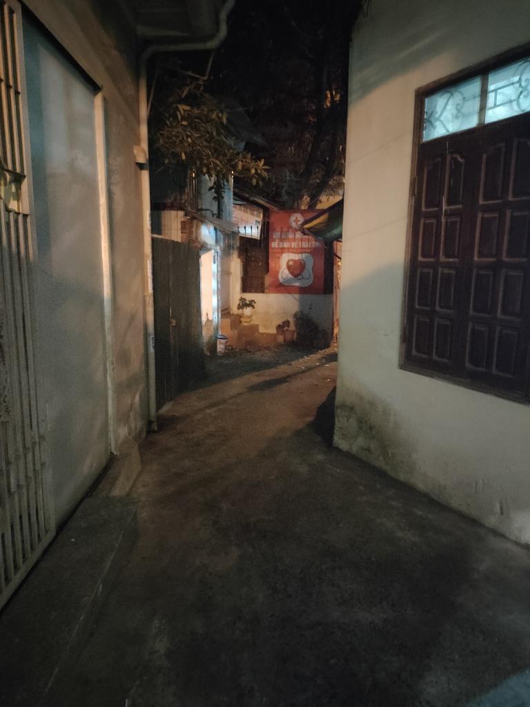 Bán nhà Nguyễn Khoái - diện tích 42m2 1 tầng - đất trống - giá 4,89 tỷ