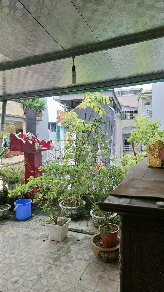 Bán nhà Kim Giang - diện tích 37m2 3 tầng - Ô TÔ TRÁNH - giá 10,3 tỷ