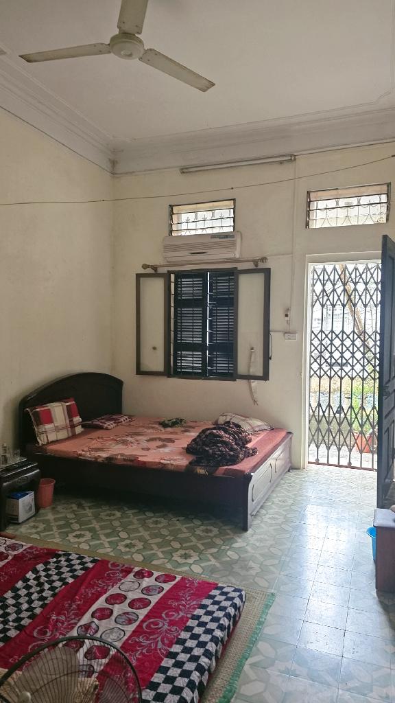 Bán nhà Kim Giang - diện tích 37m2 3 tầng - Ô TÔ TRÁNH - giá 10,3 tỷ