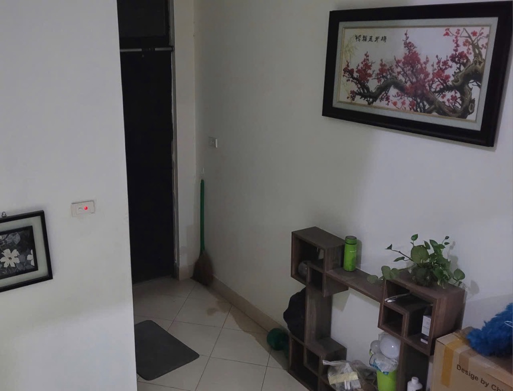 Bán nhà Lĩnh Nam - diện tích 77m2 3 tầng - Ngõ lý thuyết ô tô qua nhà - giá 17 tỷ