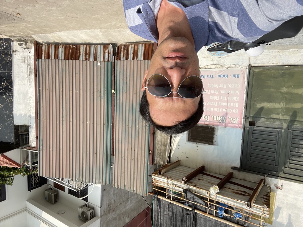 Bán nhà Hoàng Văn Thái - diện tích 38m2 1 tầng - ô tô đỗ cửa - giá 2,1 tỷ