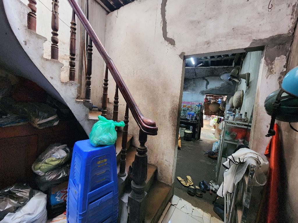 Bán nhà Lệnh Cư - diện tích 85m2 1 tầng - Nhà rộng thênh thang - giá 7,2 tỷ