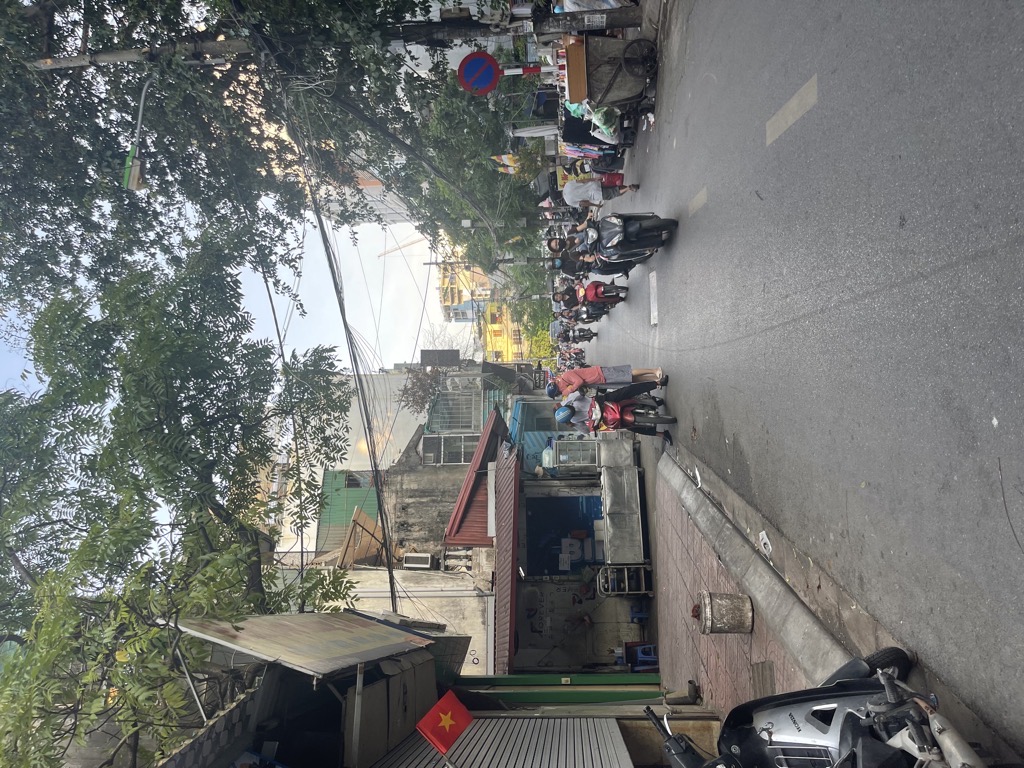 Bán nhà Văn Chương - diện tích 57m2 3 tầng - MẶT PHỐ - KINH DOANH TẤP NẬP - giá 12,5 tỷ