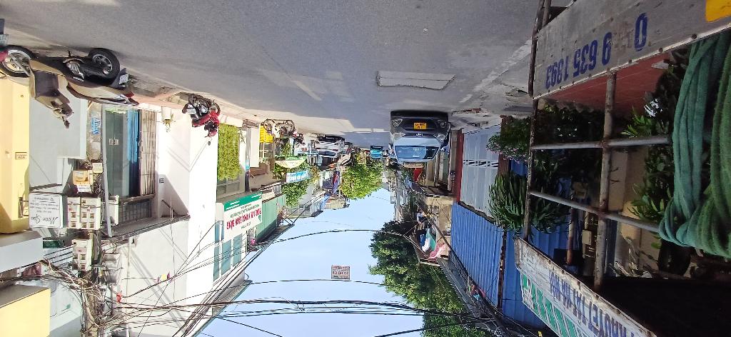 Bán nhà Bạch Đằng - diện tích 15m2 3 tầng - Mặt phố - giá 2,4 tỷ