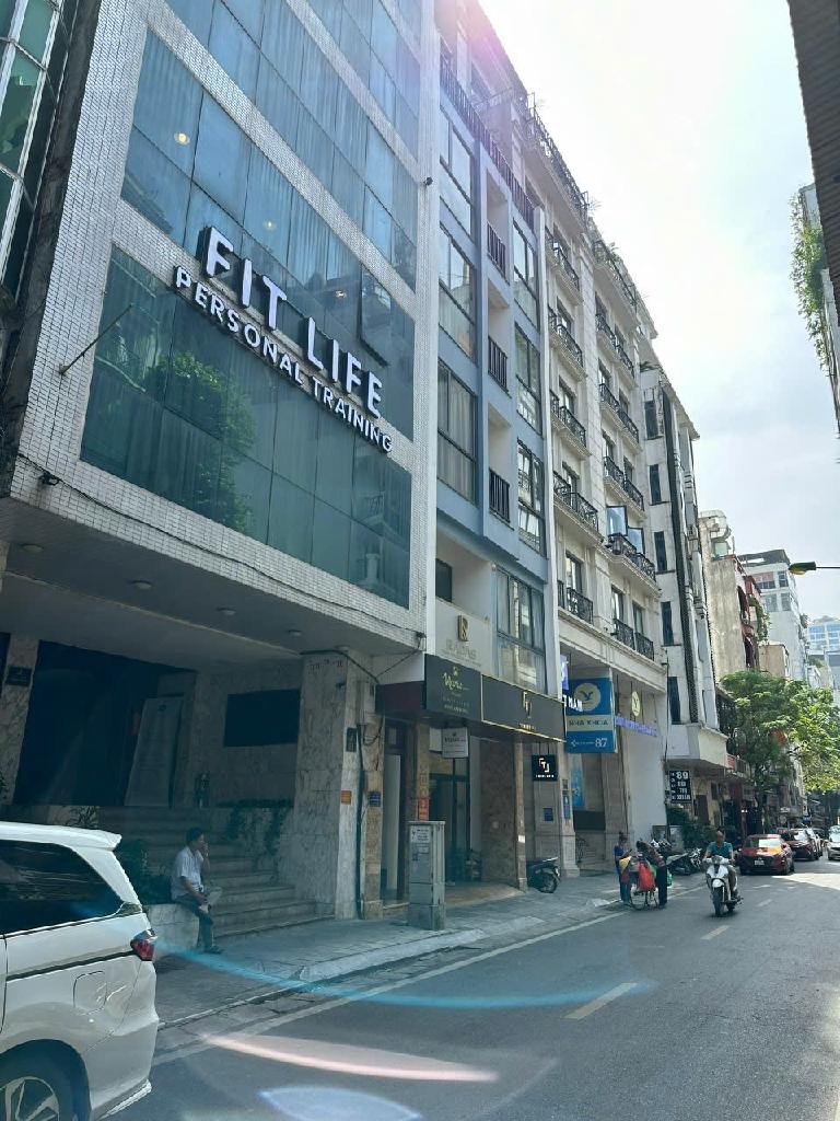 Bán nhà Bùi Thị Xuân - diện tích 23m2 4 tầng - Nhà mặt phố, buôn bán sầm uất - giá 15 tỷ