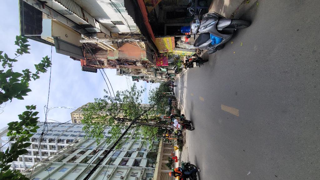 Bán nhà Lĩnh Nam - diện tích 92m2 1 tầng - đất sát Time City - giá 9,6 tỷ