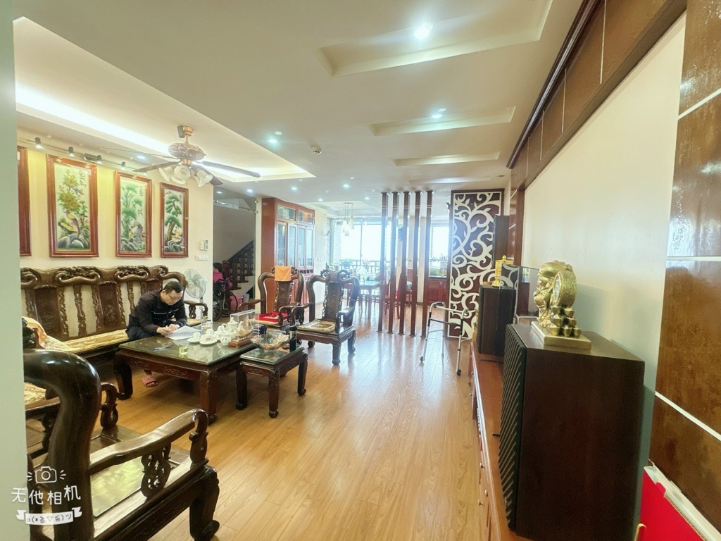 Bán nhà Quan Nhân - diện tích 166m2 2 tầng - LÔ GÓC - giá 17,3 tỷ