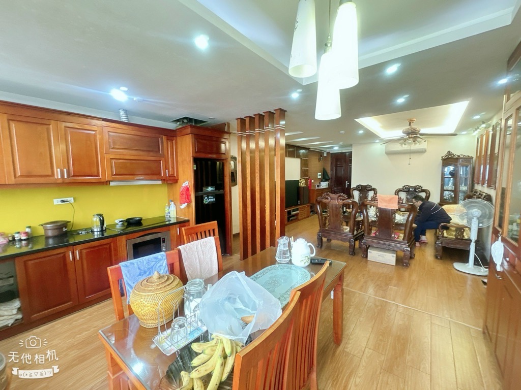 Bán nhà Quan Nhân - diện tích 166m2 2 tầng - LÔ GÓC - giá 17,3 tỷ