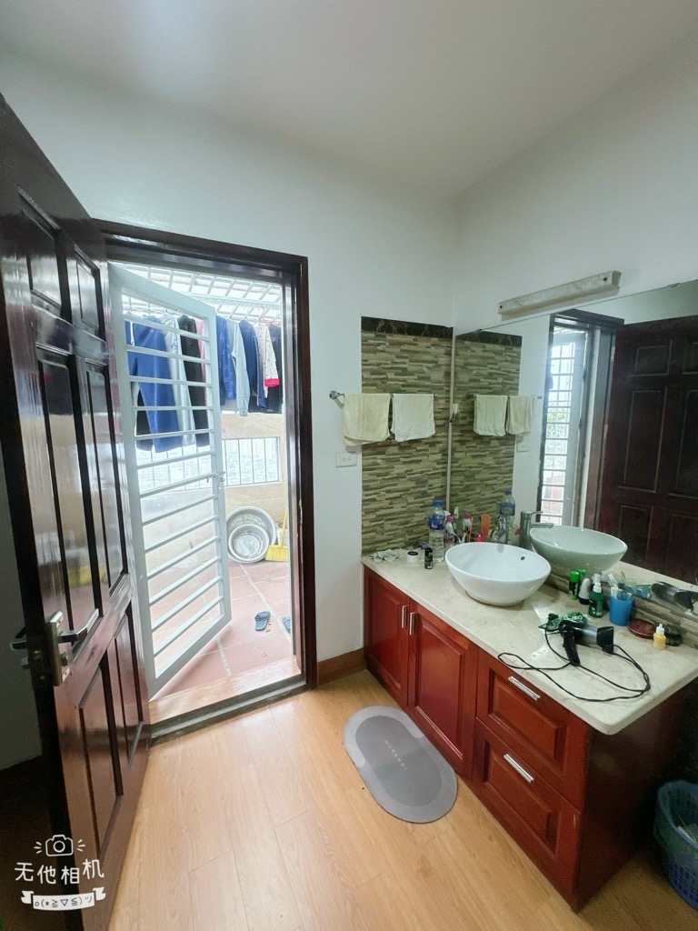 Bán nhà Quan Nhân - diện tích 166m2 2 tầng - LÔ GÓC - giá 17,3 tỷ