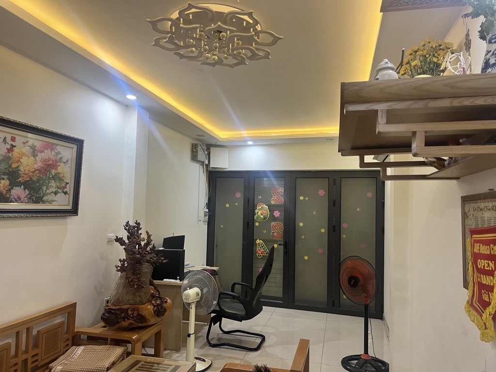 Bán nhà Tam Trinh - diện tích 130m2 2 tầng - Ô TÔ TRÁNH KINH DOANH - giá 7 tỷ