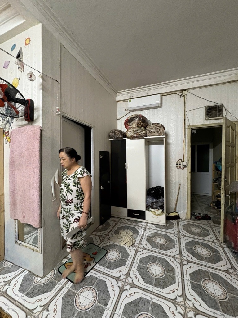 Bán nhà Trần Quý Cáp - diện tích 56m2 3 tầng - Nhà cũ xác định bán đất - giá 16,8 tỷ