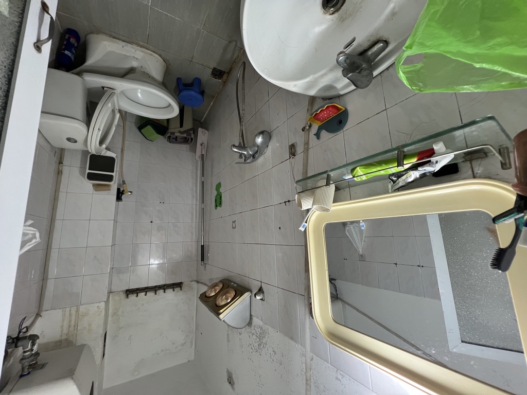 Bán nhà Hoàng Văn Thái - diện tích 73m2 4 tầng - Phân lô quân đội, ô tô - giá 19 tỷ