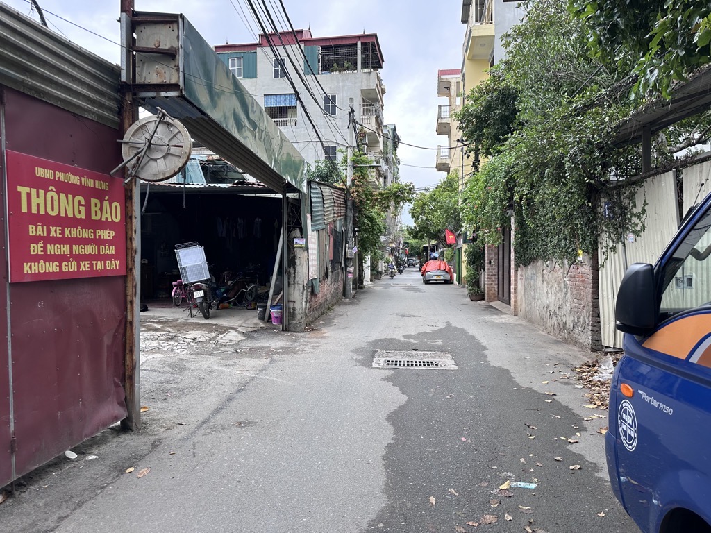 Bán nhà Lĩnh Nam - diện tích 404m2 1 tầng - ô tô đỗ ngày đêm - giá 24,2 tỷ