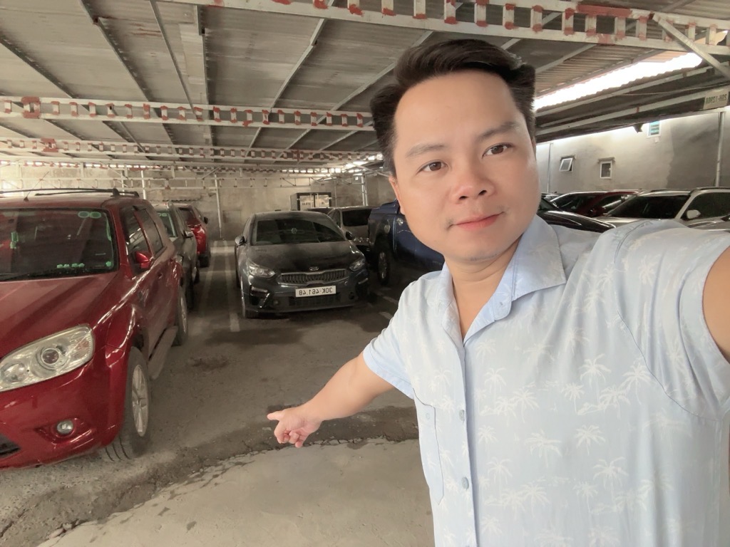 Bán nhà Lĩnh Nam - diện tích 404m2 1 tầng - ô tô đỗ ngày đêm - giá 24,2 tỷ