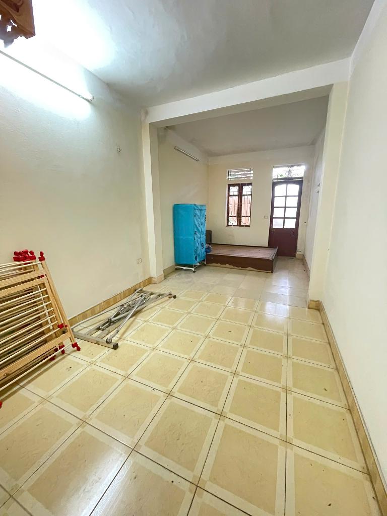 Bán nhà Tây Sơn - diện tích 42m2 4 tầng - mặt ngõ ô tô lý thuyết qua nhà - giá 9 tỷ