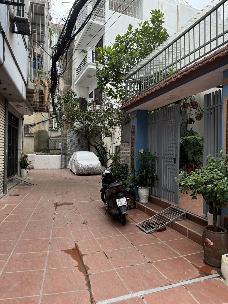 Bán nhà Định Công Thượng - diện tích 90m2 4 tầng - Ô tô quay đầu - giá 16,5 tỷ