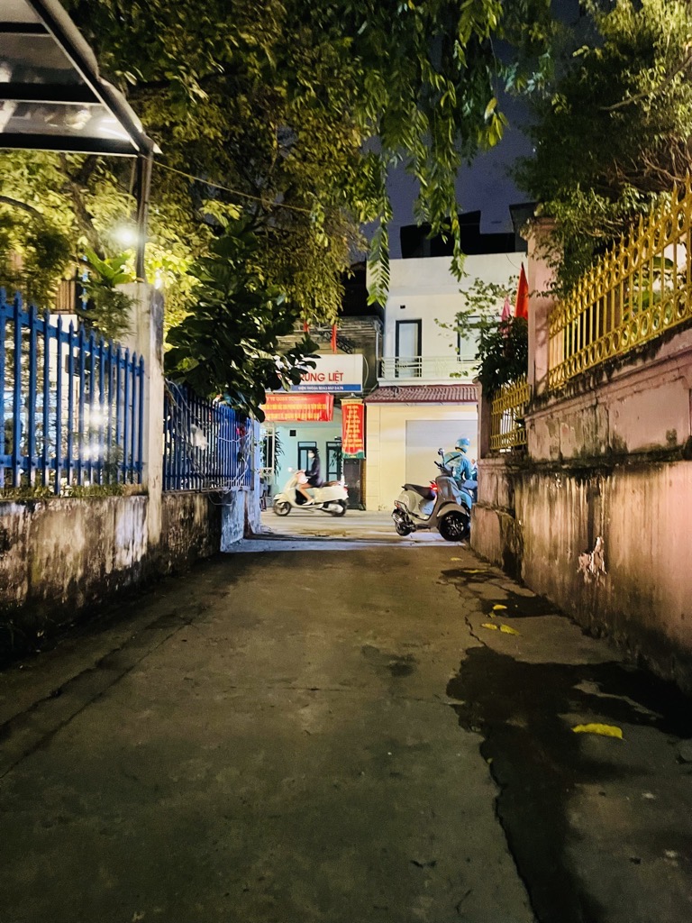 Bán nhà Trung Liệt - diện tích 51m2 1 tầng - Ô TÔ ĐỖ CỬA - giá 16,7 tỷ