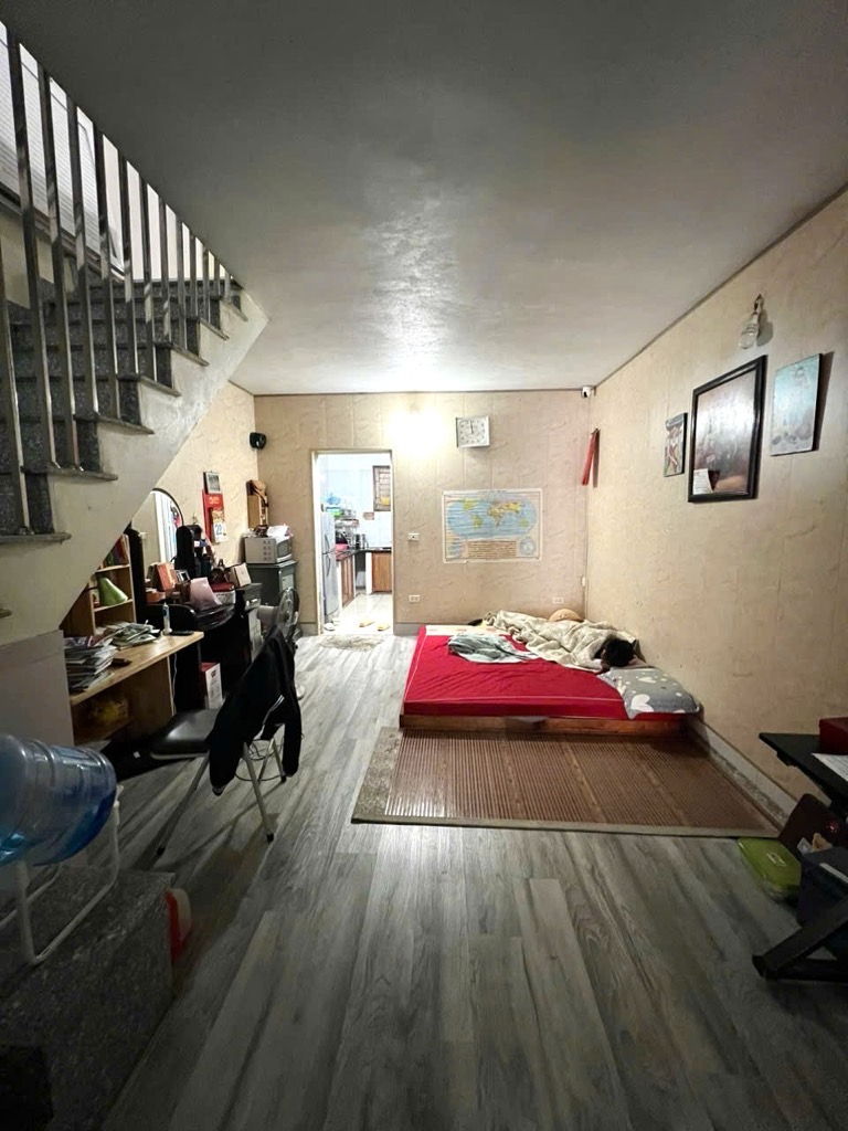 Bán nhà Nguyễn Xiển - diện tích 60m2 2 tầng - ô tô tránh - giá 6,5 tỷ