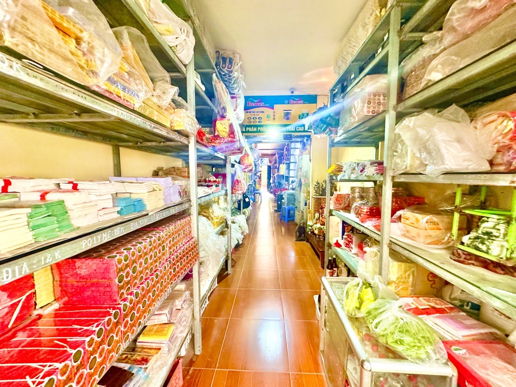 Bán nhà Nguyễn Khoái - diện tích 72m2 1 tầng - ô tô đỗ cửa - giá 18,5 tỷ