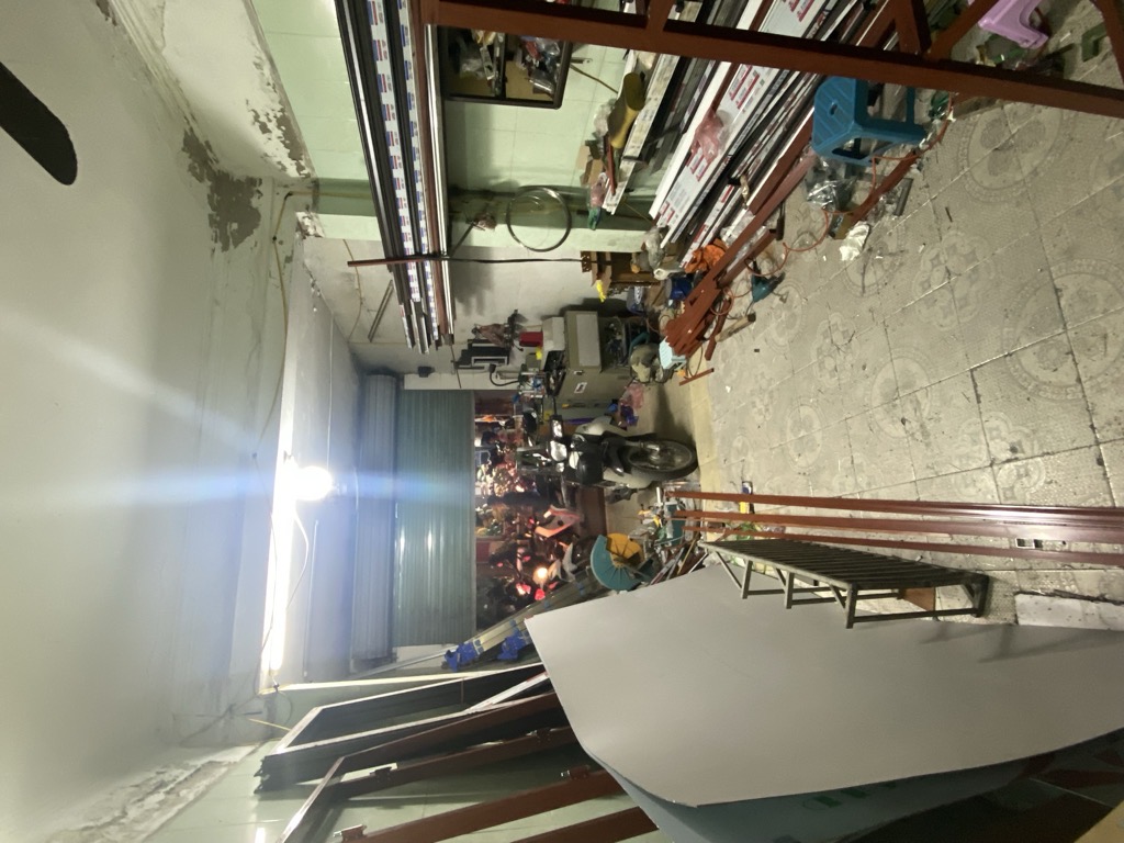 Bán nhà Giáp Bát - diện tích 67.2m2 2 tầng - Mặt phố kinh doanh sầm uất - giá 22 tỷ