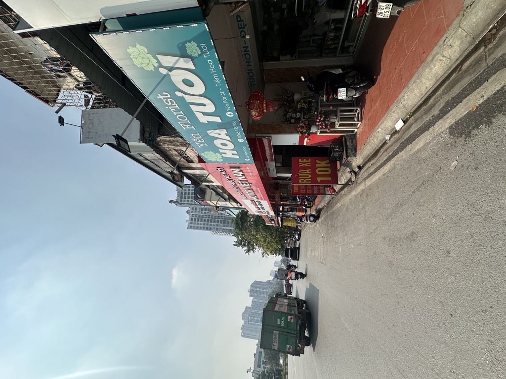 Bán nhà Minh Khai - diện tích 24m2 1 tầng - Mặt phố VIP - giá 3,2 tỷ