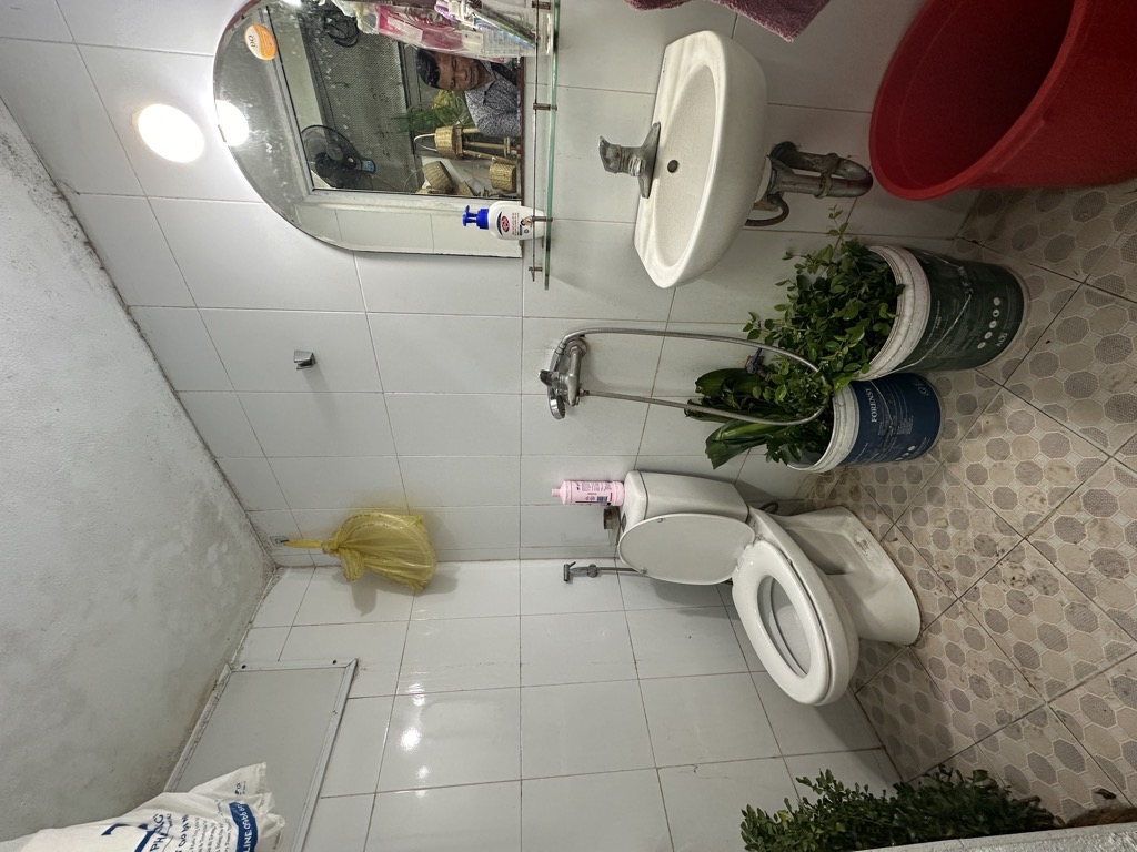 Bán nhà Minh Khai - diện tích 24m2 1 tầng - Mặt phố VIP - giá 3,2 tỷ