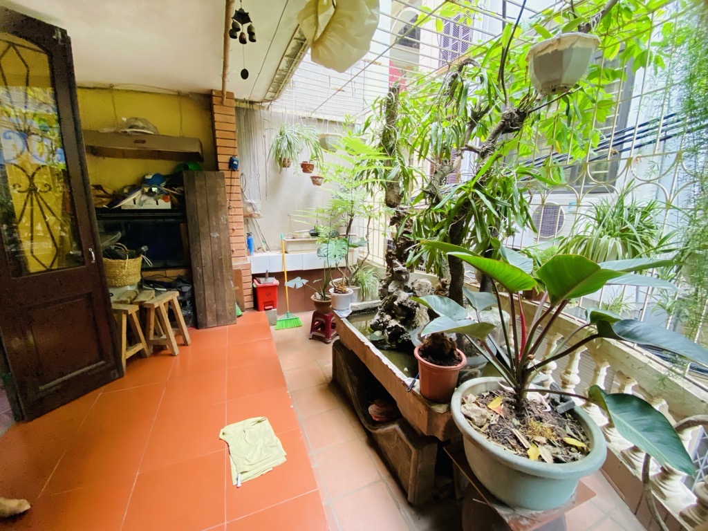 Bán nhà Hòa Bình - diện tích 44m2 4 tầng - Mặt ngõ thông ô tô kinh doanh - giá 12,8 tỷ