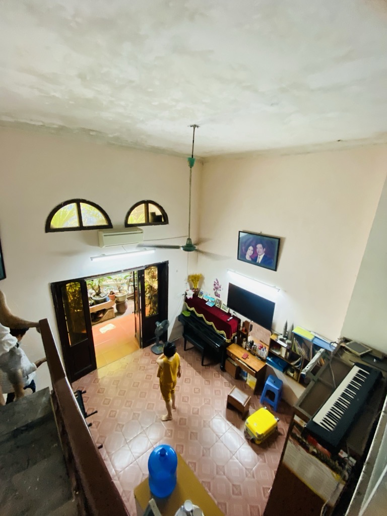 Bán nhà Hòa Bình - diện tích 44m2 4 tầng - Mặt ngõ thông ô tô kinh doanh - giá 12,8 tỷ